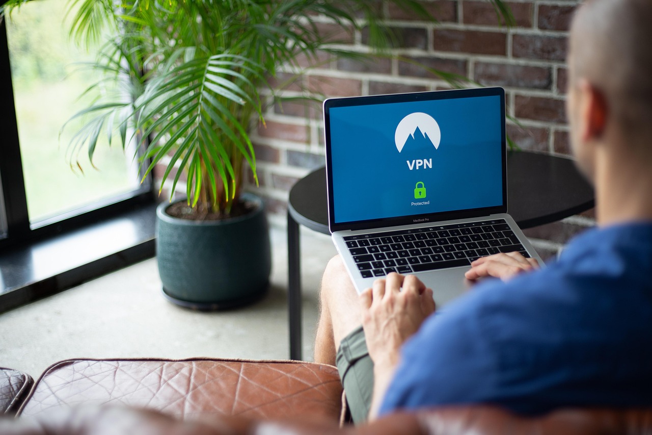 中期移动实名账号：股票期权开户平台